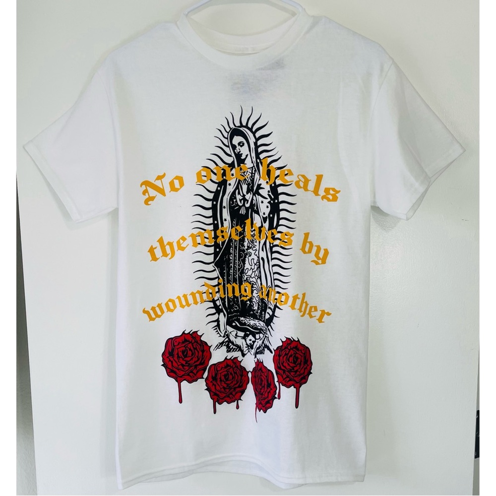 Virgin Mary Graphic Tee NWT! - Picture 12 of 13